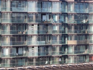 Get Rich from Passive Real Estate Income in Jefferson Park, New York United States